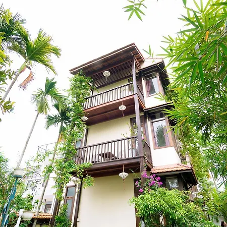 Riverside Oasis Villa-2